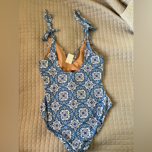 J Crew one piece swimsuit - Brand New - Picture 2 of 4